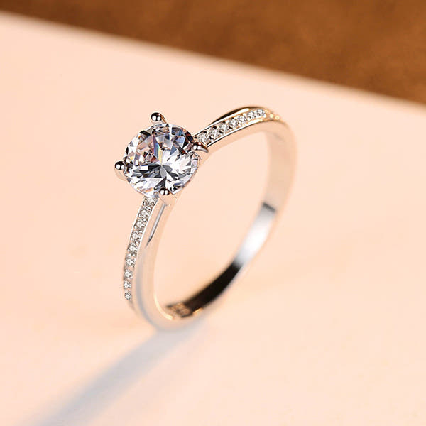 Sterling silver ring fashion ring claw set zircon null