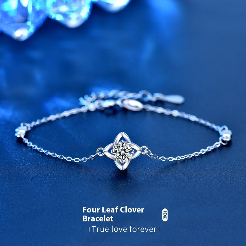 Women's  Silver Moissanite Clover Bracelet