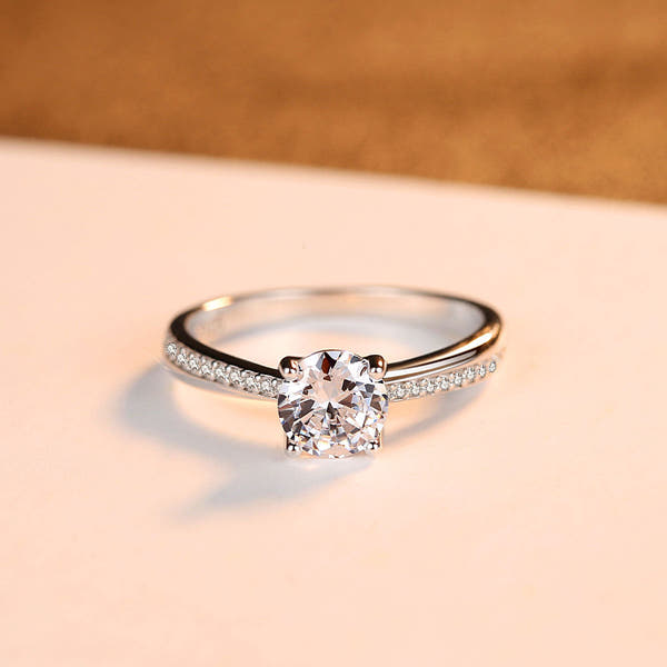 Sterling silver ring fashion ring claw set zircon null