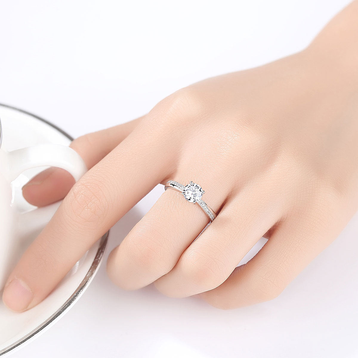 Sterling silver ring fashion ring claw set zircon null